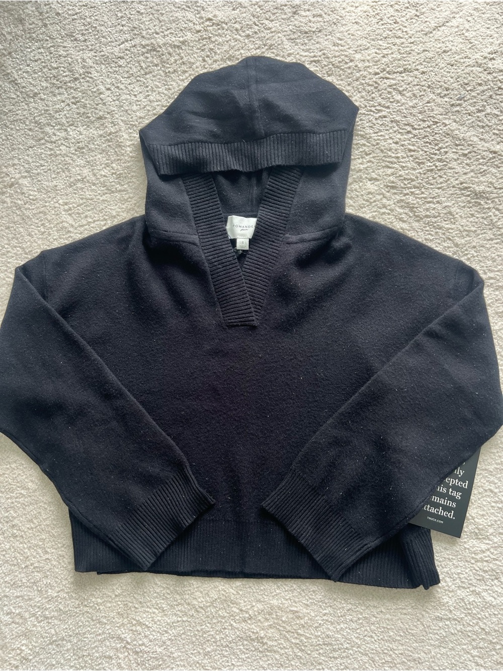 Pomander Place Black Hooded V-Neck Sweater Cropped Size S NWT
